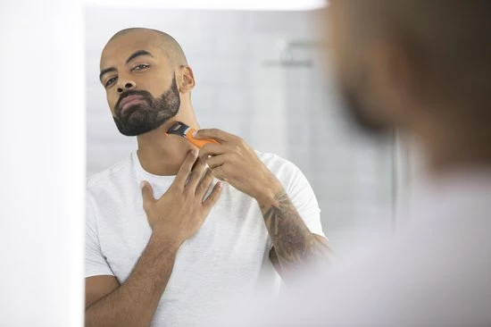 Remington MB050 DuraBlade - Hybride Trimmer - Scheren, Trimmen & Stylen 9 Remington MB050 DuraBlade - Hybride Trimmer - Scheren, Trimmen & Stylen - Afbeelding 7