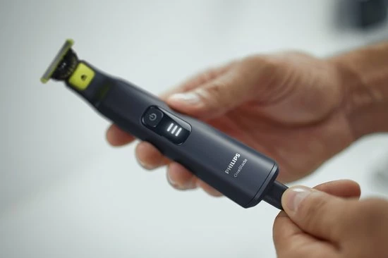 Philips OneBlade Pro 360 Face + Body QP6541/15 - Trimmer, Scheerapparaat En Styler 19 Philips OneBlade Pro 360 Face + Body QP6541/15 - Trimmer, Scheerapparaat En Styler - Afbeelding 17