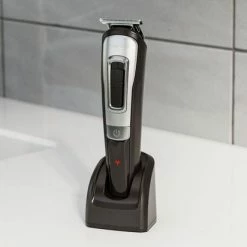 SILVERCREST® Haar- En Baardtrimmer - 5-in-1: Met Opzetstukken Voor Knippen, Trimmen, Contouren, Trimmen En Scheren 25 SILVERCREST® Haar- En Baardtrimmer - 5-in-1: Met Opzetstukken Voor Knippen, Trimmen, Contouren, Trimmen En Scheren -Philips winkel 550x412 1