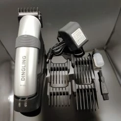 VERK GROUP Tondeuse Mannen - Trimmer - Draadloos - Inclusief Puntkam - Oplaadbaar - 5x Opzetstuk - Borstel - 2-traps Messnelheidsinstelling -Philips winkel 550x550 1124