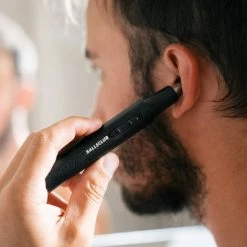 Neushaartrimmer | 3-in 1 Neustrimmer + Oortrimmer Voor Mannen | Baardtrimmer | Wenkbrauwtrimmer | Trim Zonder Pijn Of Irritatie | Compact En Snel Oplaadbaar (zonder Batterijen) | De Sidekick Van Balls Club 14 Neushaartrimmer | 3-in 1 Neustrimmer + Oortrimmer Voor Mannen | Baardtrimmer | Wenkbrauwtrimmer | Trim Zonder Pijn Of Irritatie | Compact En Snel Oplaadbaar (zonder Batterijen) | De Sidekick Van Balls Club -Philips winkel 550x550 1452