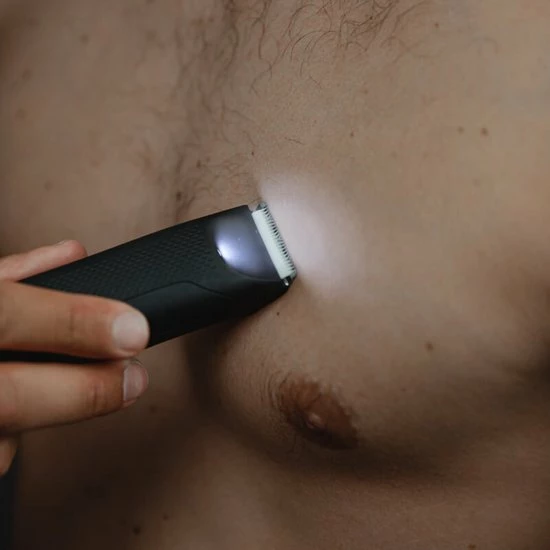 Balls Club De Chairman | Bodygroomer Voor Mannen | Trimmer | Voor Lichaam & Schaamstreek | Ontworpen Om Gevoelige Zones Te Trimmen | Waterdicht | LED-licht Voor Extra Zichtbaarheid | Lange Batterijduur ? Tot 120 Min 6 Balls Club De Chairman | Bodygroomer Voor Mannen | Trimmer | Voor Lichaam & Schaamstreek | Ontworpen Om Gevoelige Zones Te Trimmen | Waterdicht | LED-licht Voor Extra Zichtbaarheid | Lange Batterijduur ? Tot 120 Min - Afbeelding 4