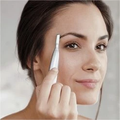 Braun FG1100 White Met 4 Extra's - Bikinitrimmer -Philips winkel 550x550 779