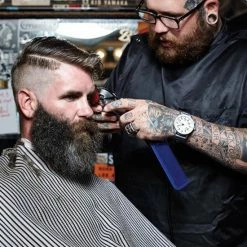 Good Experience Professionele Draadloze Tondeuse Incl. Reistas - Trimmer - Tondeuses - Scheerapparaat Mannen - Hoofdhaar - Haartrimmer - Baard - Trimmerset - Hair Clipper - Tondeuse Cheveux - Hair - Toilettas Heren -Philips winkel 550x825 8